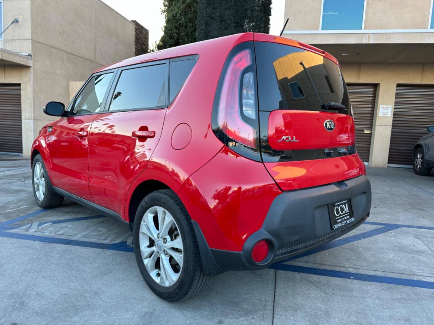 2014 RED /Black Kia Soul (KNDJP3A51E7) , located at 30 S. Berkeley Avenue, Pasadena, CA, 91107, (626) 248-7567, 34.145447, -118.109398 - Looking for a reliable and affordable vehicle in Pasadena, CA? Explore our selection of pre-owned 2014 Kia Soul + Wagon at our BHPH dealership serving Pasadena and Altadena. We specialize in bad credit auto loans and subprime credit car loan approval, making it easier than ever to get behind the whe - Photo#2